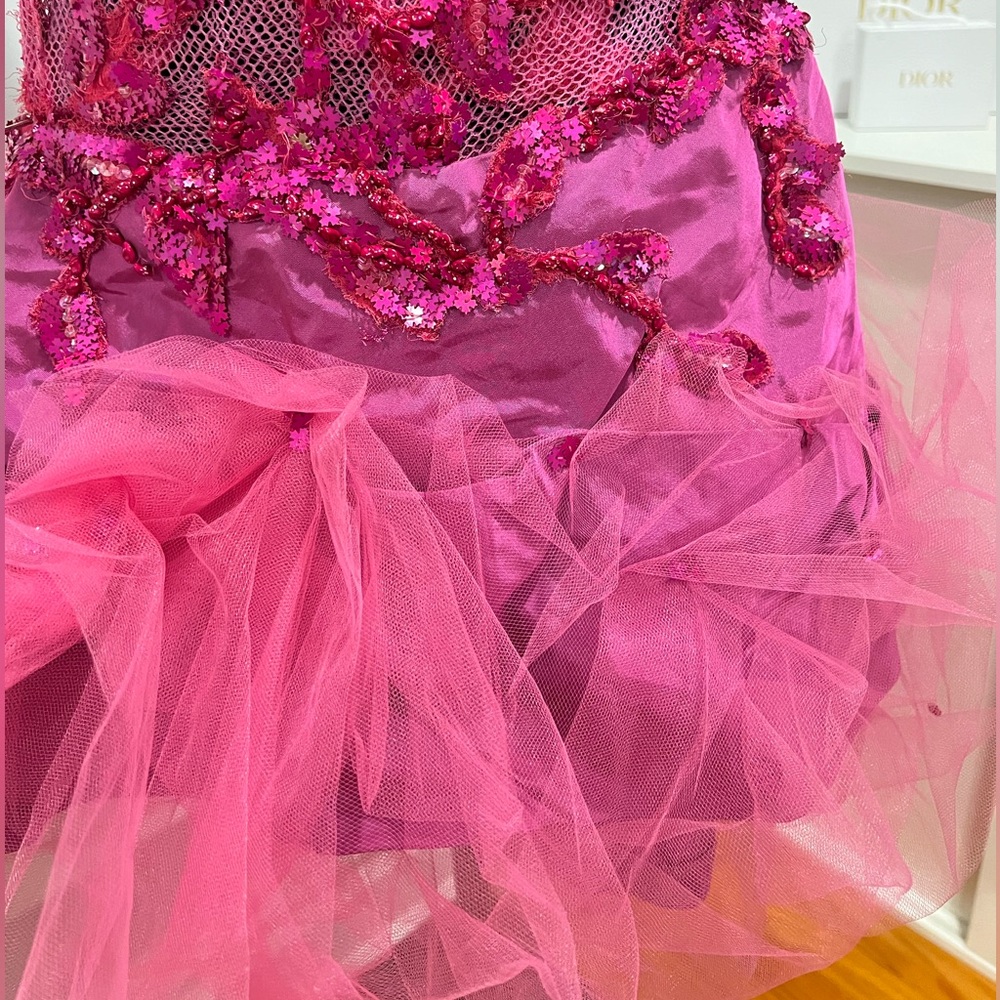 Backless Designer Dress - Picture 6 of 6